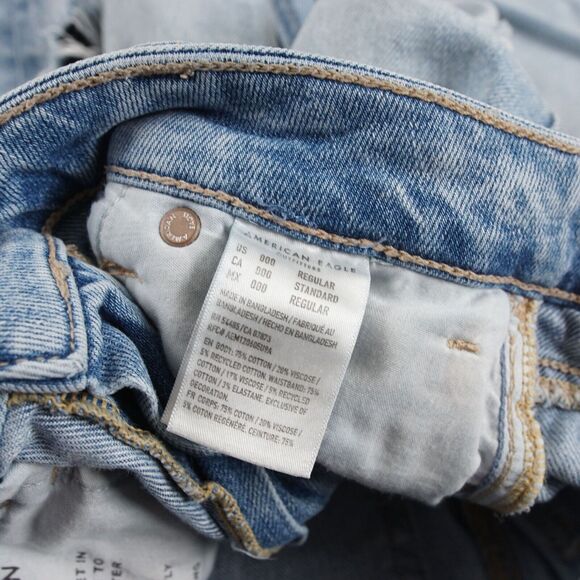 American Eagle Mom Straight Slashed Sky Light Wash Blue Jeans 000 Regular - Picture 11 of 12